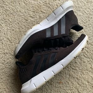 Adidas swift run